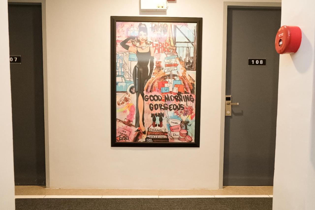 Rosey Hotel Cabanatuan City エクステリア 写真